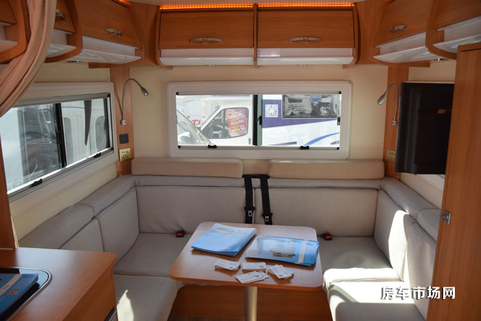 國六標準皮卡房車將上市，內部兩張大床，四驅可選自動擋