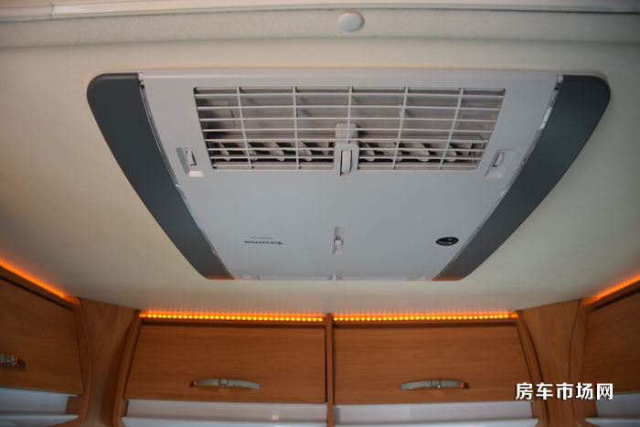 國六標準皮卡房車將上市，內部兩張大床，四驅可選自動擋