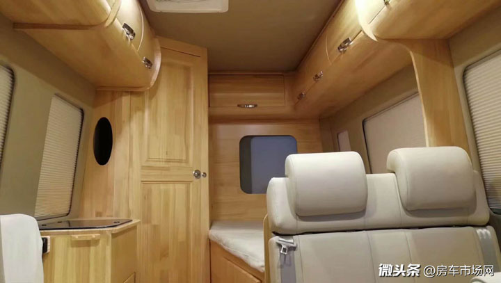 紅日依維柯B型a37房車 特價30萬僅此一臺