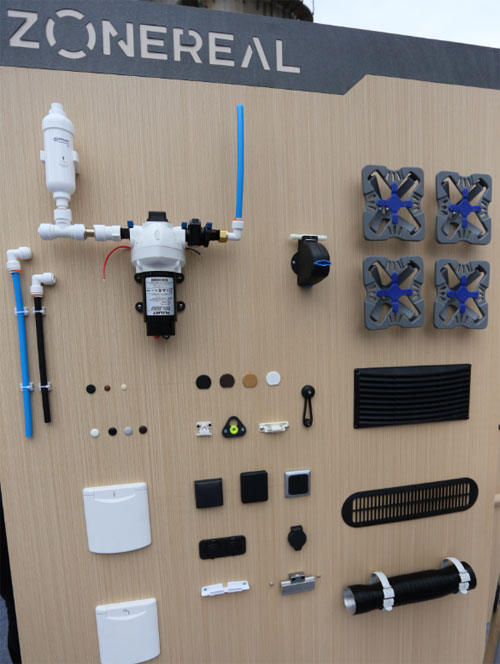 景宴睿535福特新全順自行式B型房車