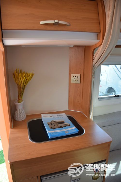 國六標準皮卡房車將上市，內部兩張大床，四驅可選自動擋