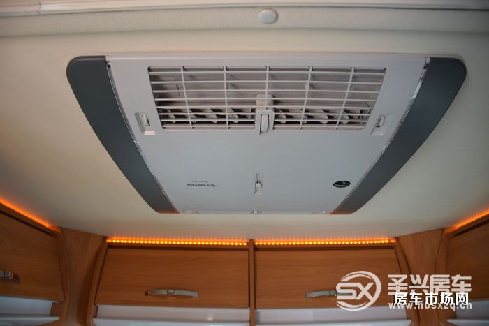 國六標準皮卡房車將上市，內部兩張大床，四驅可選自動擋