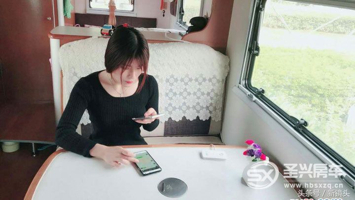 90后都開始房車自駕了