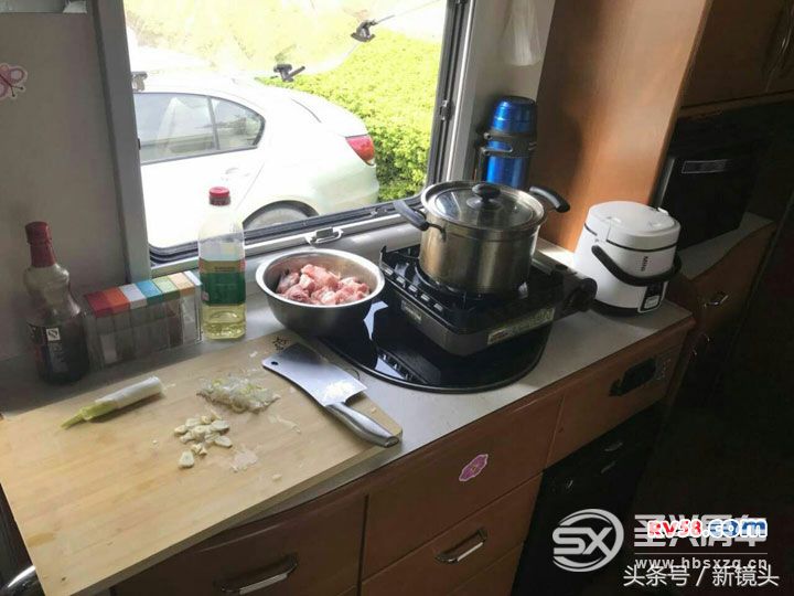 90后都開始房車自駕了