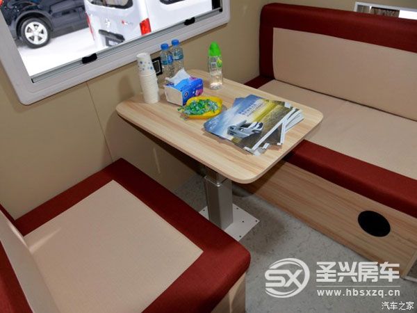 房車夢不再遙遠 實拍解放T80旅居車