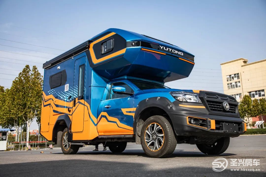 野性十足，四驅(qū)還帶差速鎖，宇通全新皮卡房車來襲，開啟你的探險之旅-2.jpg