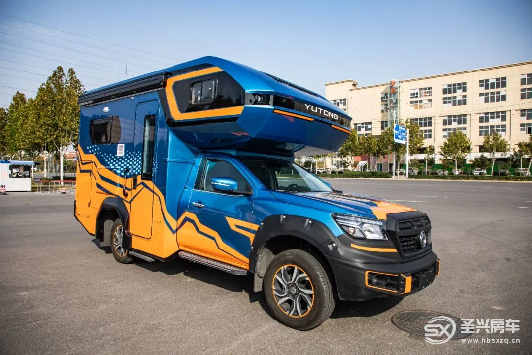 野性十足，四驅(qū)還帶差速鎖，宇通全新皮卡房車來襲，開啟你的探險之旅-3.jpg