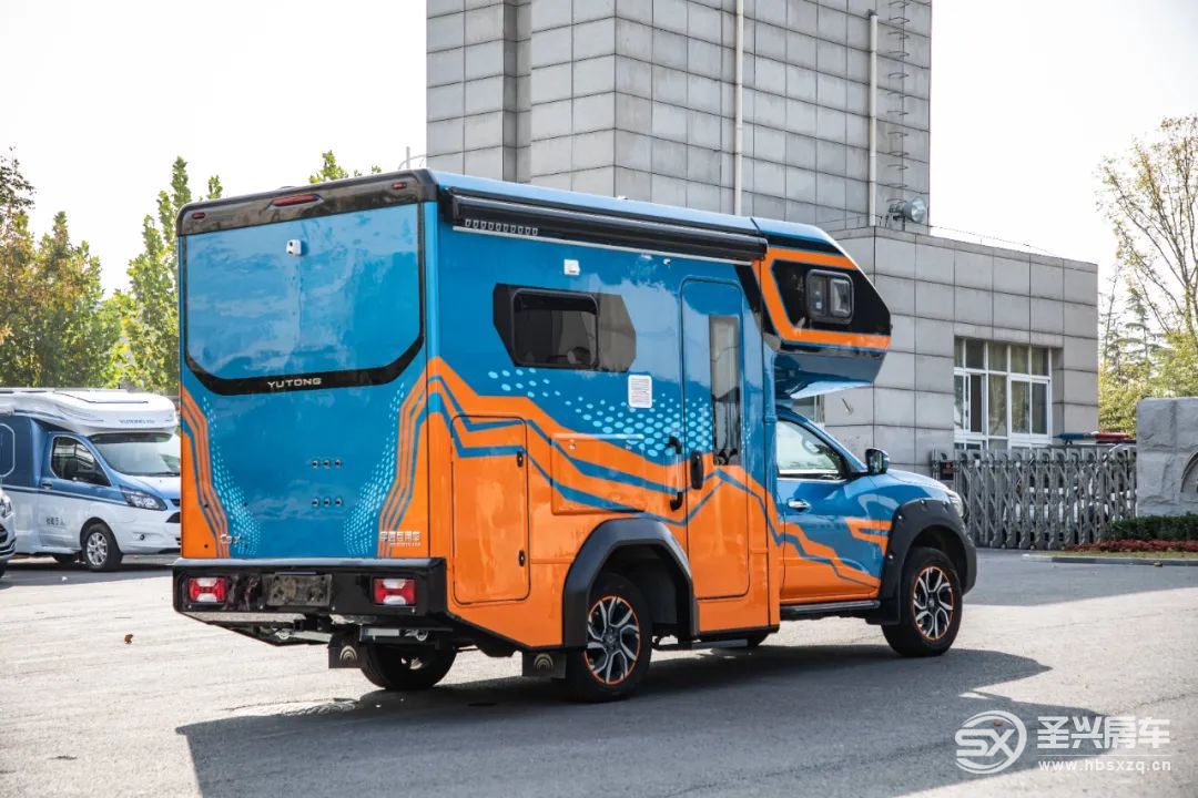 野性十足，四驅(qū)還帶差速鎖，宇通全新皮卡房車來襲，開啟你的探險之旅-5.jpg