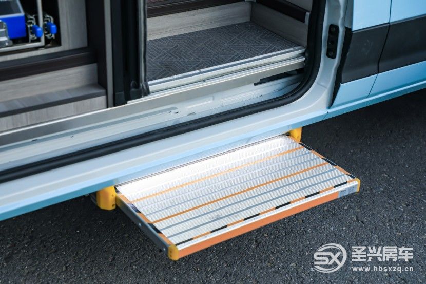 48V電路系統，獨立續航可維持3天，宇通全新B311豪享版房車等你來發現！get?code=NDU5ZDExZmRiMDhlYjJkNDk5YzQ3ZTEzZWI3MDJjYzYsMTY2NzAzNjIzMjg2Ng==