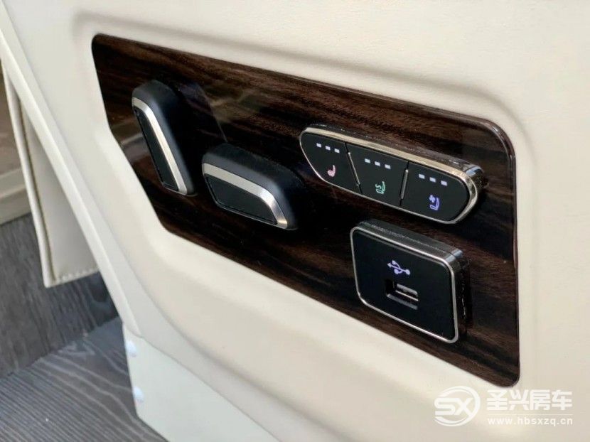 駿馳房車處女座，內外兼修，配備航空座椅與茶吧！get?code=ZDcxMGYyOTZjNjU4NzQwMWMwNTJiMTY2Y2VlMjcyOTcsMTY2NTY0NTg4ODMxMg==