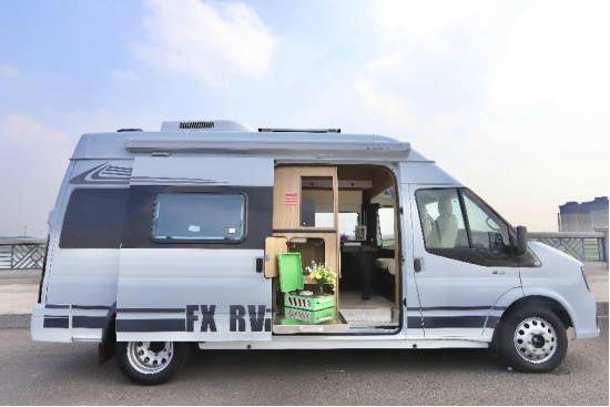 9.7鄭州房車展：飛翔福順B型舒·野悅順房車，小巧靈活，內飾溫馨186401cc2951f8737a82fdc2b52603475735