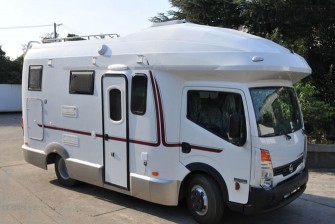 凱普斯達C型平頭房車