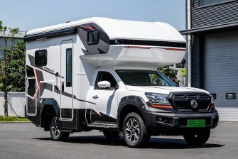 鄭州日產銳騏6皮卡房車