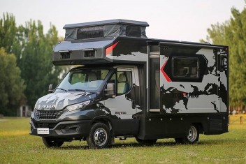 依維柯New Daily C型房車
